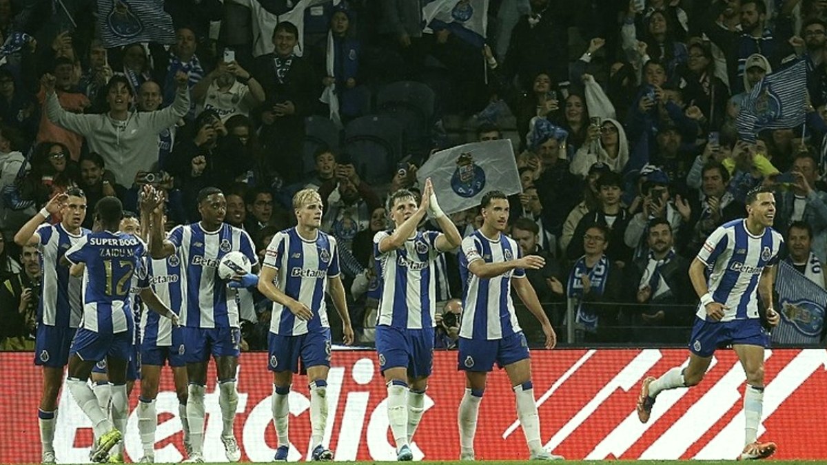 Portekiz'de lig şampiyonluğu Porto'nun!