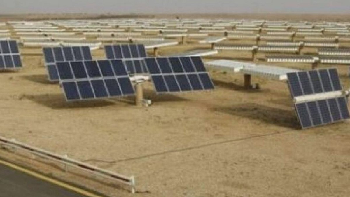 Çölün ortasına 10 milyon güneş paneli kuruldu: Her şeyi değiştirdi