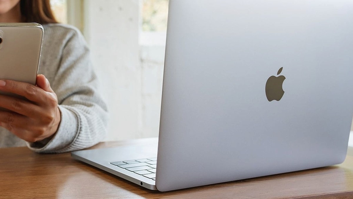 Apple kaşla göz arasında en ucuz modelini satıştan kaldırdı
