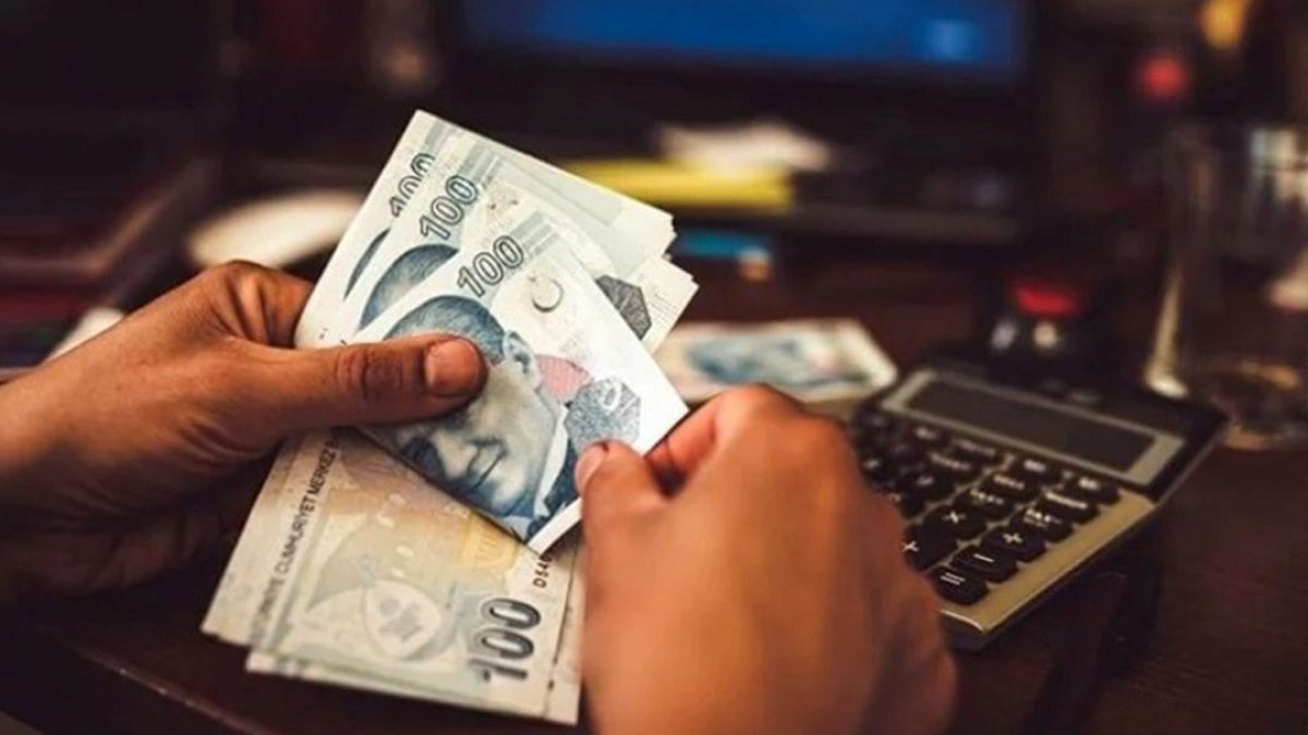 Asgari ücret 4 ayda 3 bin 585 lira kaybetti