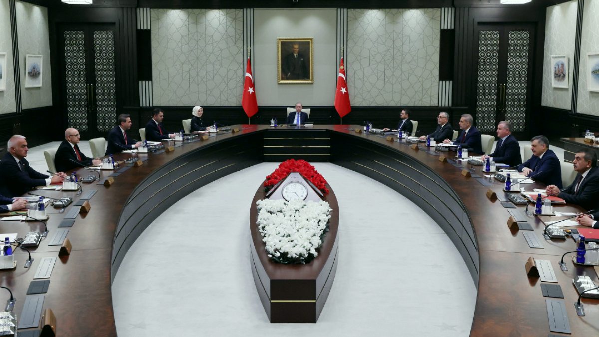 Türkiye'de Yalnızlık Bakanlığı'na yeşil ışık