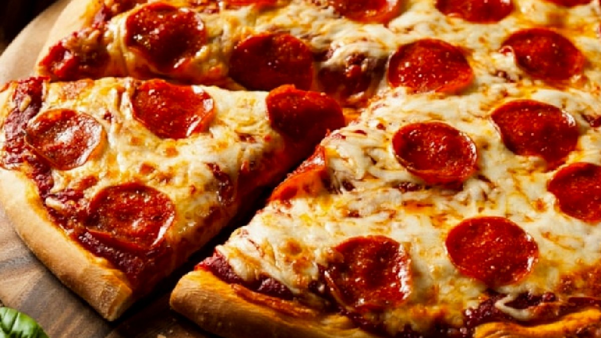 Dev pizza zinciri şubelerini bir bir kapatıyor