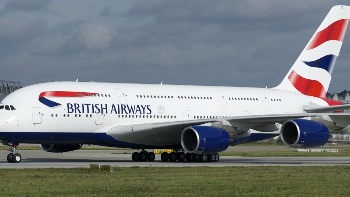 İngiliz havayolu şirketi uyardı: Iran savaşı jet yakıtı faturasını 2 milyar Euro artıracak