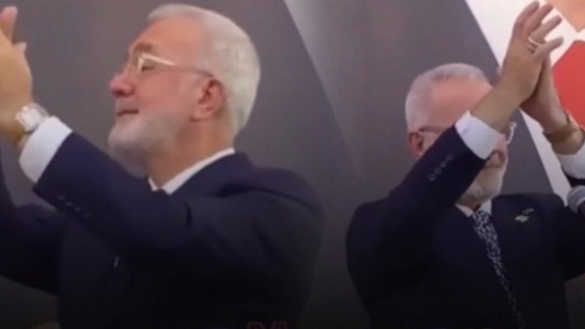 Dans ederken dikkatlerden kaçmadı... AKP'nin paşası koleksiyonunu büyütüyor
