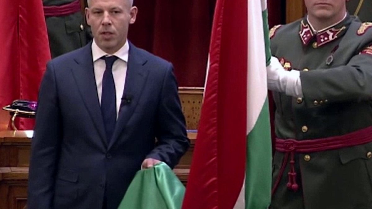 Magyar resmen Macaristan Başbakanı oldu