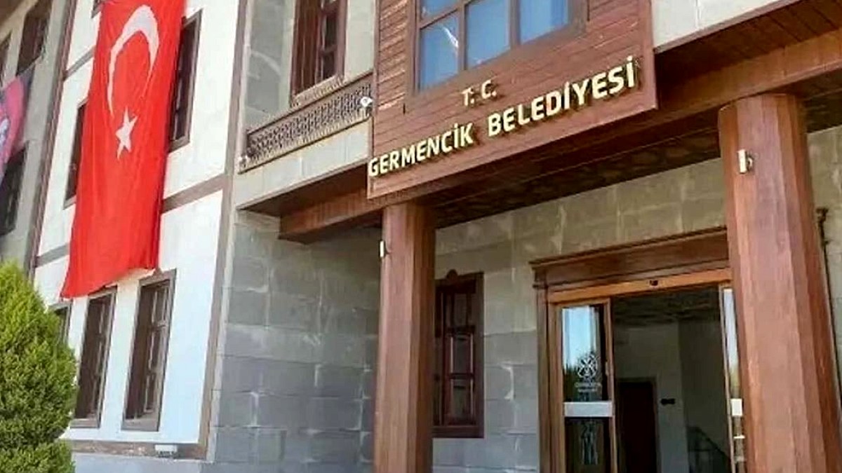 CHP'li belediyeye operasyon: 3 gözaltı