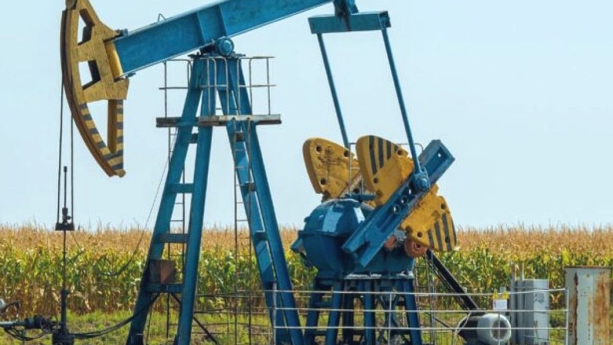 İran petrolünün Çin'e satışına ABD engeli