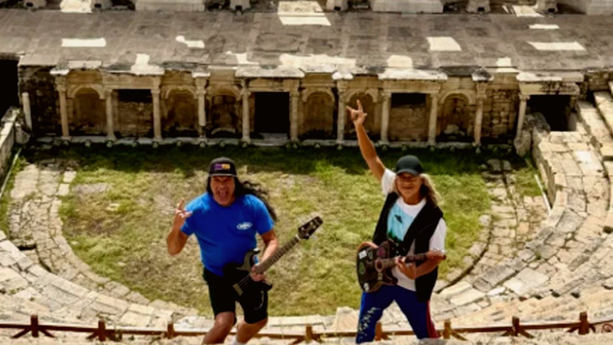 Metallica üyelerinden heyecanlandıran Türkiye hamlesi