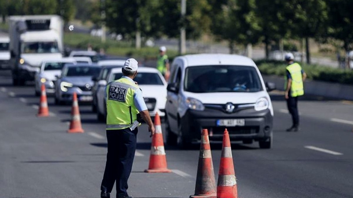 Bayram Tatili Trafiğinde "Turuncu Alarm": Anlık Takip ve Denetim Devrede