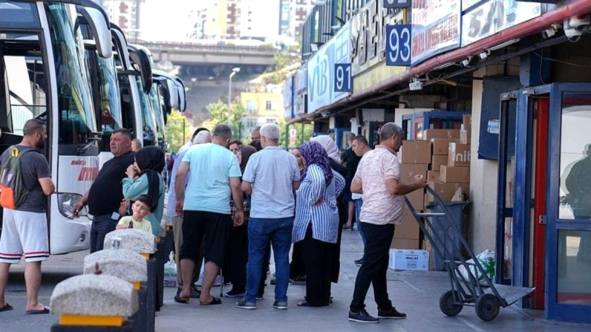 Kurban Bayramı Göçü Başladı: Otobüs Biletleri Tükeniyor