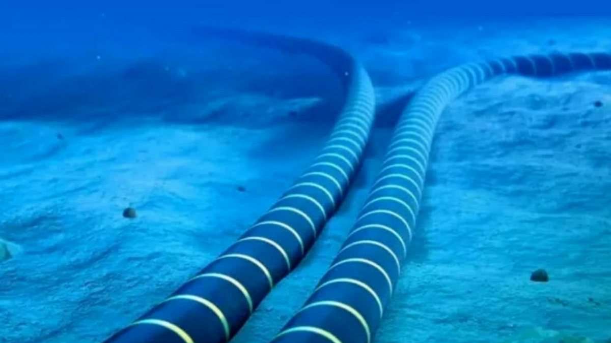 Avrupa'dan Stratejik Hamle: Kuzey Kutbu Altından Yeni İnternet Hattı Kuruluyor