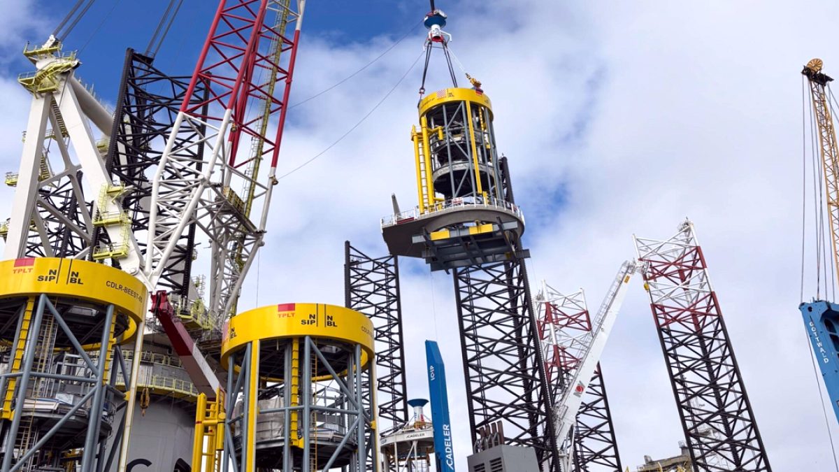 Dev Rüzgar Santrali Temeli Atıldı: 3 Milyon Haneye Yeşil Enerji Geliyor