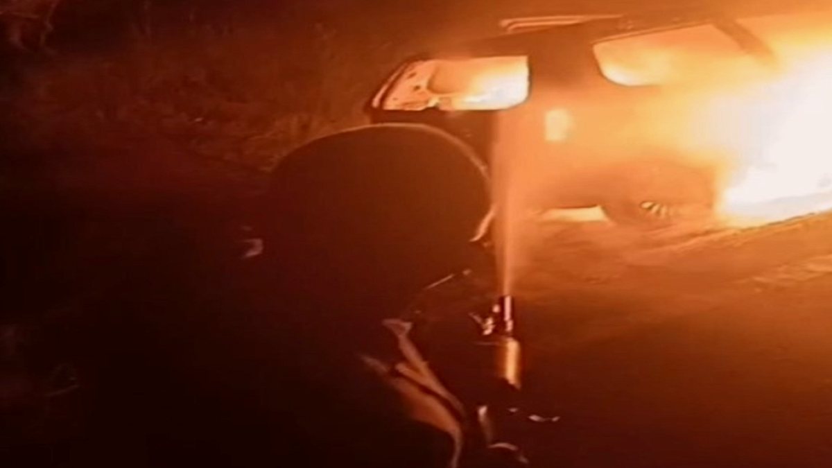 Silivri'de Seyir Halindeki Otomobil Küle Döndü