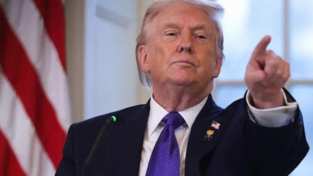 Trump'tan İran'a Hürmüz Boğazı Açıklaması: 'Zaman Daralıyor'