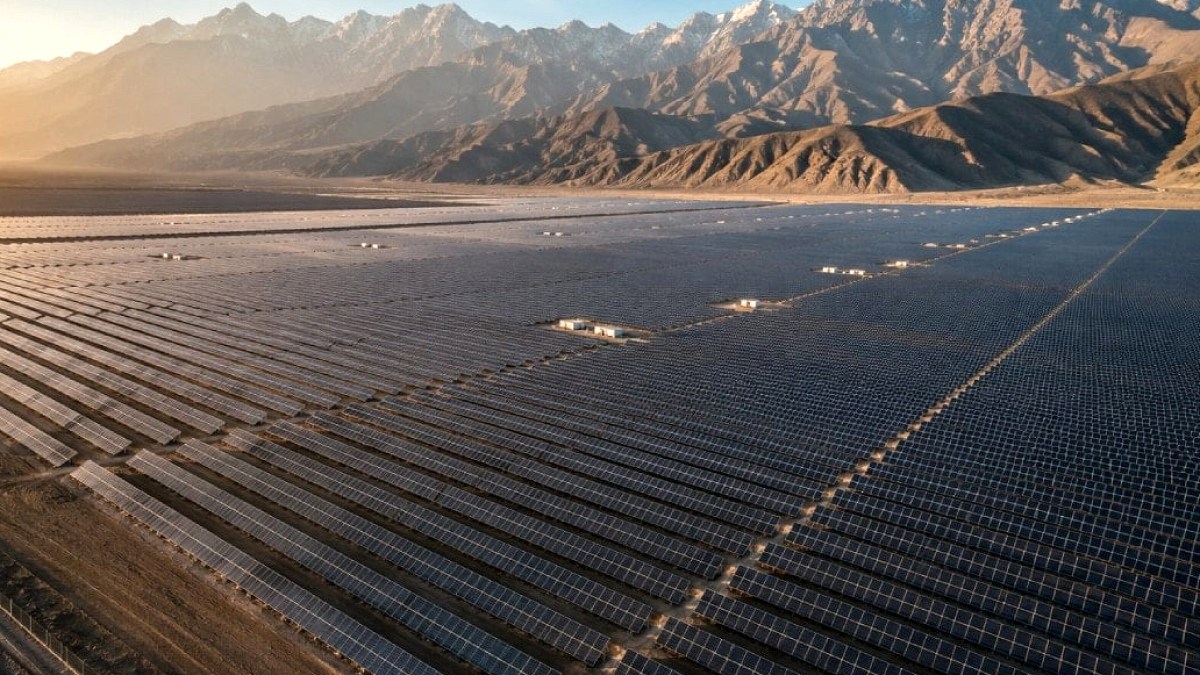 Arjantin'de Dev Güneş Enerjisi Santrali Tam Kapasiteye Ulaştı