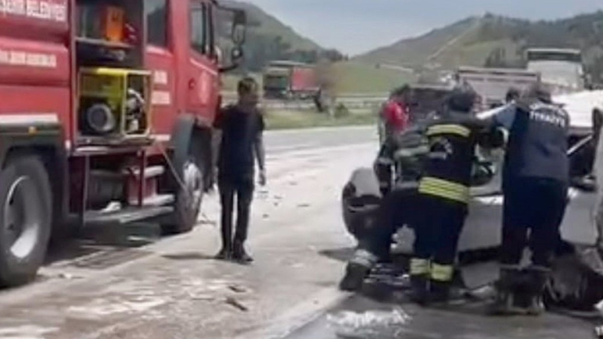 Otoyolda Acı Tesadüf: TIR Faciasında Çift Hayatını Kaybetti