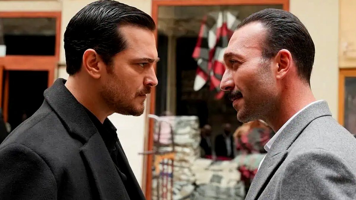 Oyuncu Görkem Sevindik'ten Şaşırtan Açıklama: "Eşref Rüya" Dizisinin Finalinden Haberi Yokmuş