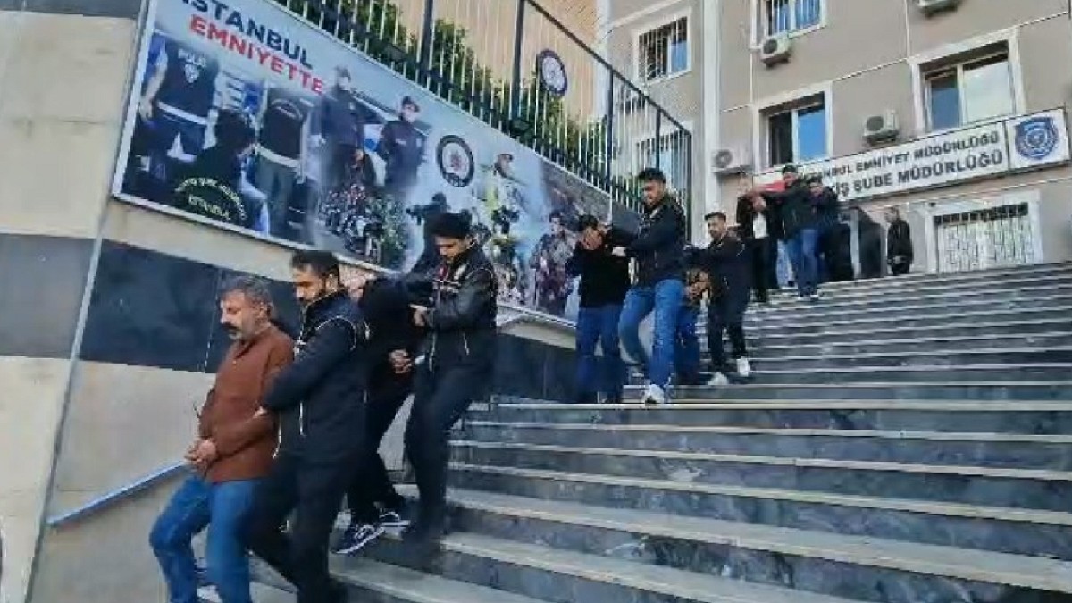 5 İlde Sahte Belgeli Araç Operasyonu: 24 Gözaltı
