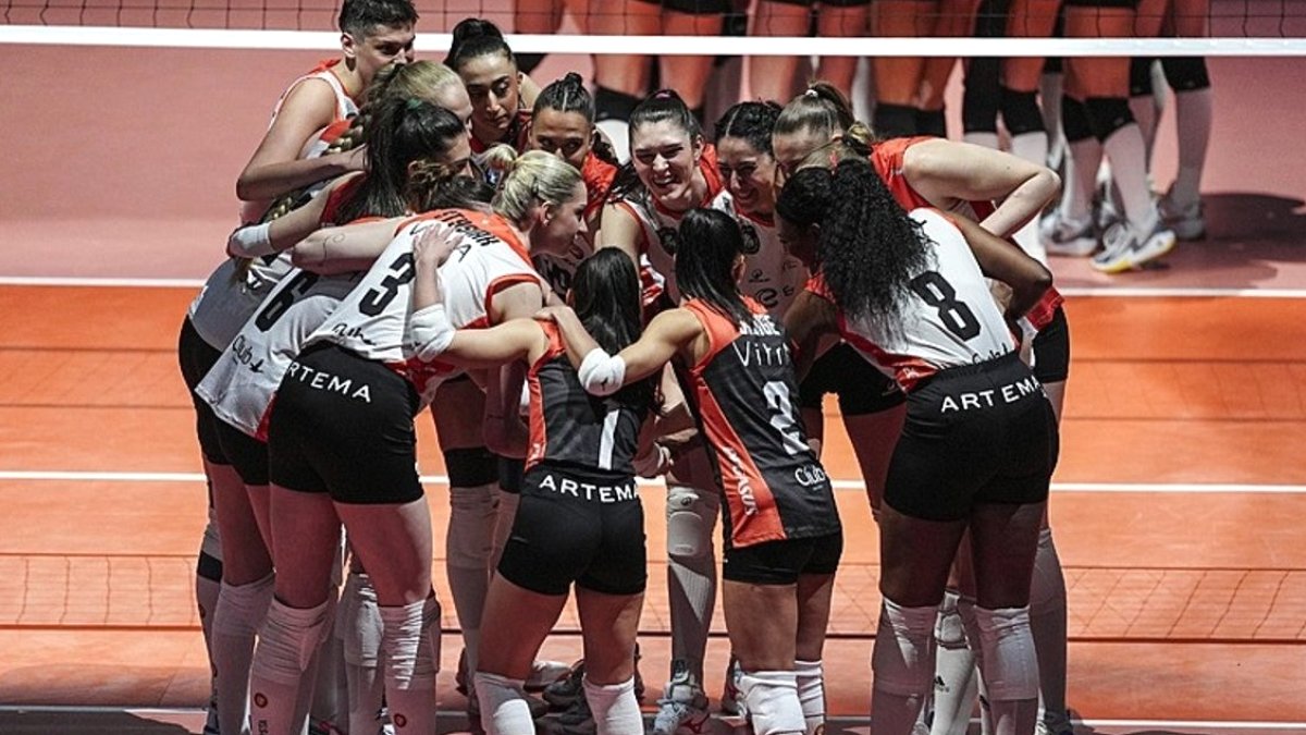 Eczacıbaşı Dynavit'te Kadro Değişiklikleri: Önemli İsimler Ayrılıyor